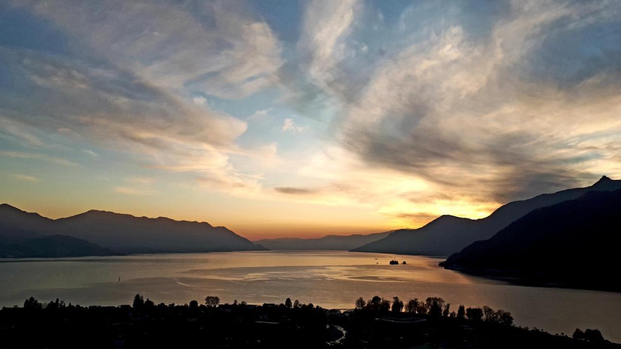 Sole & Lago-Lake Maccagno Exteriér fotografie