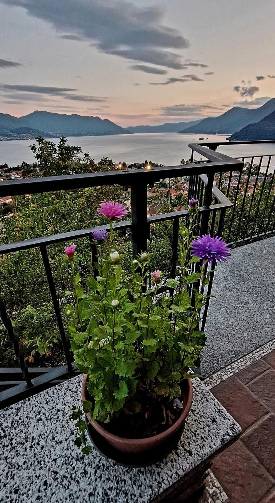 Sole & Lago-Lake Maccagno Exteriér fotografie