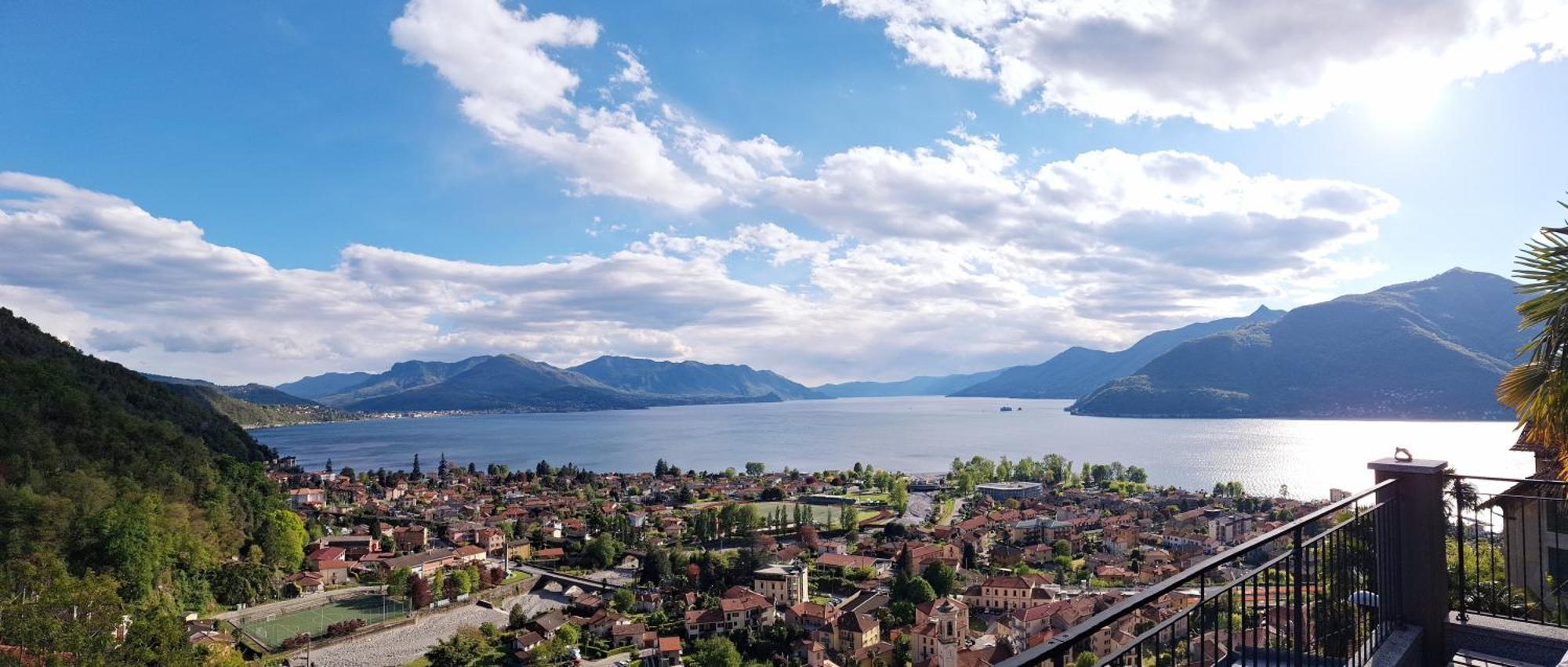 Sole & Lago-Lake Maccagno Exteriér fotografie