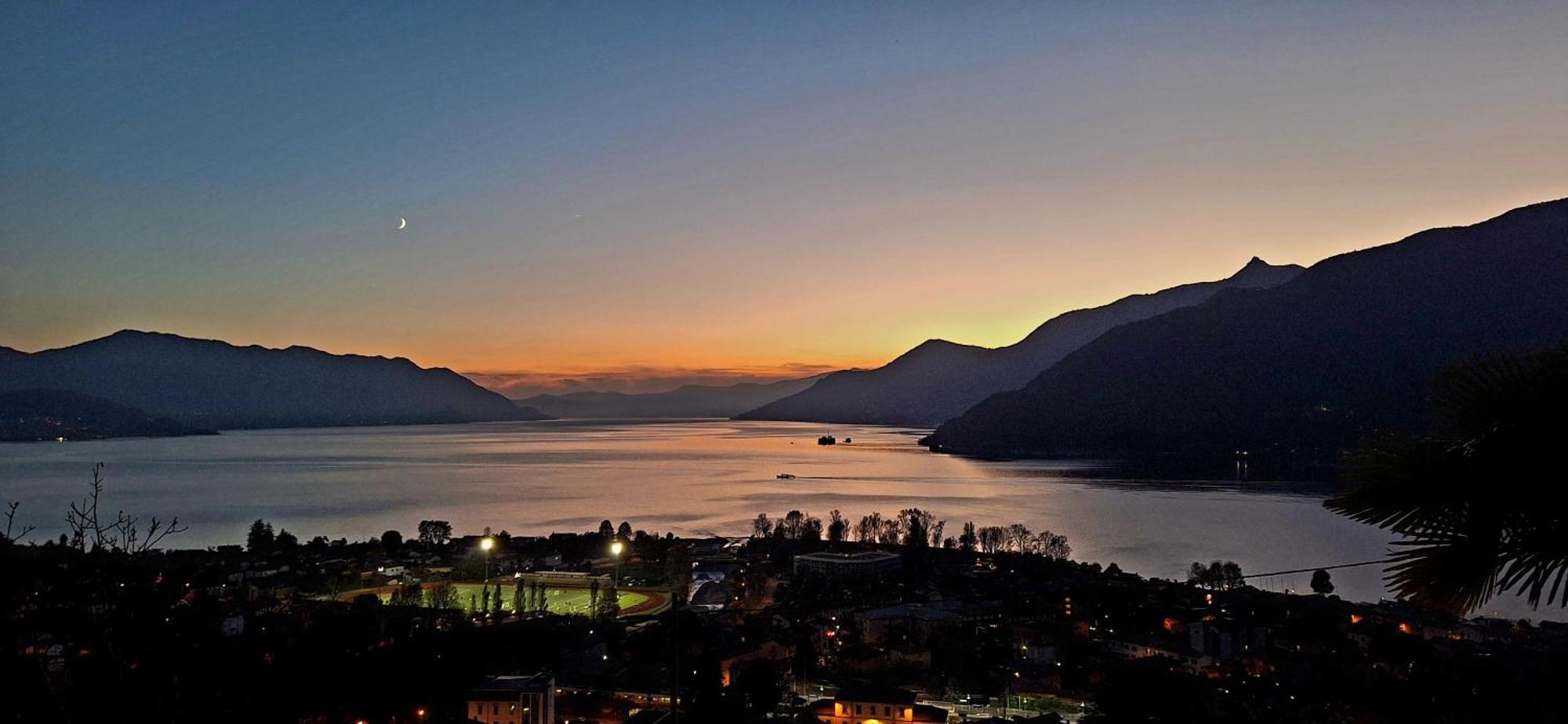 Sole & Lago-Lake Maccagno Exteriér fotografie